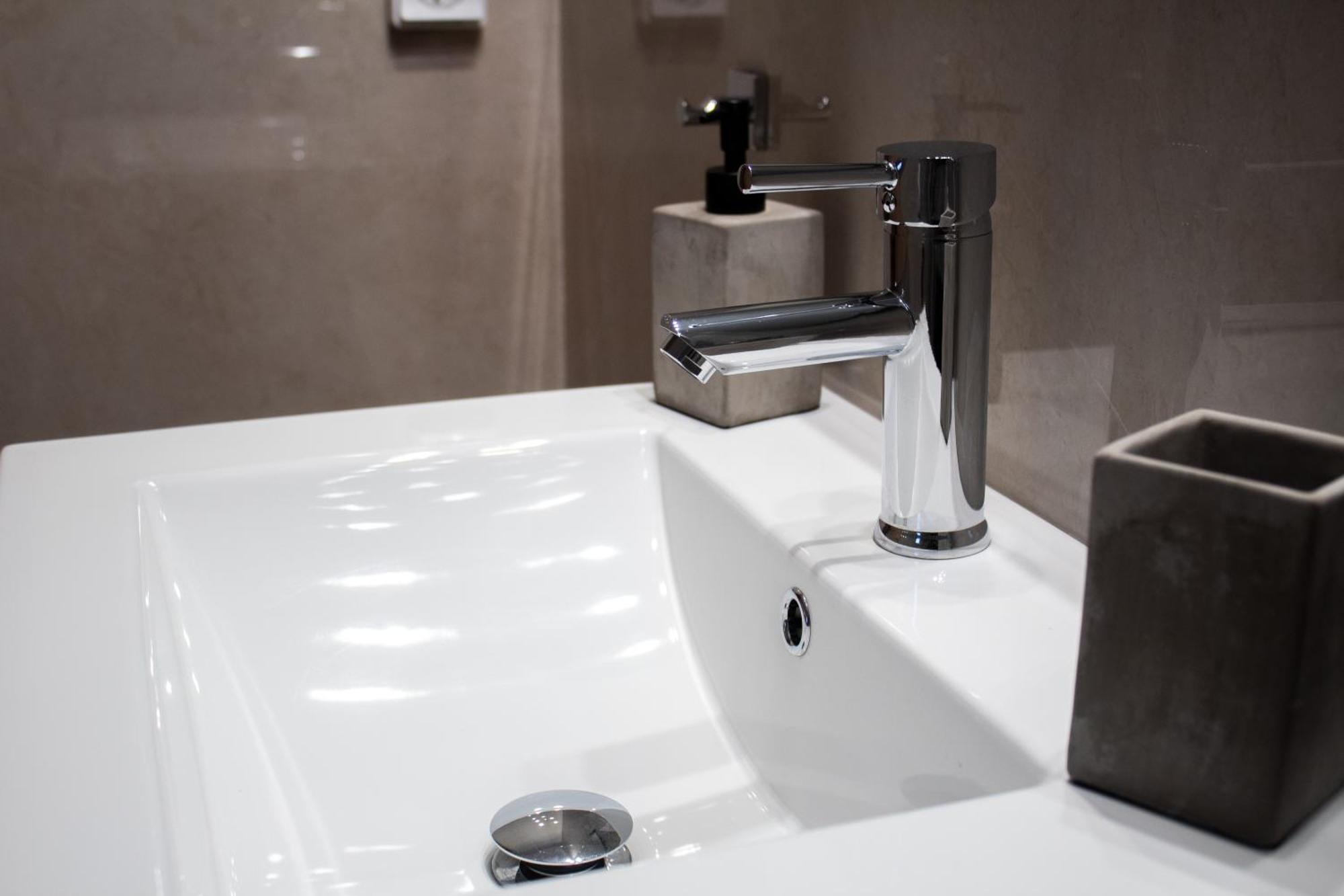 Giakost Apartments V Near Airport Artemida  Ngoại thất bức ảnh