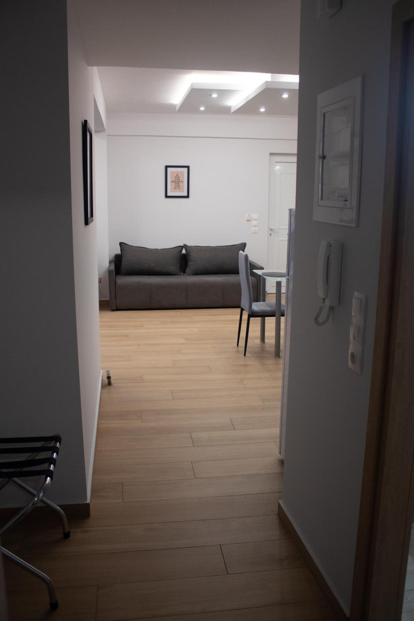 Giakost Apartments V Near Airport Artemida  Ngoại thất bức ảnh