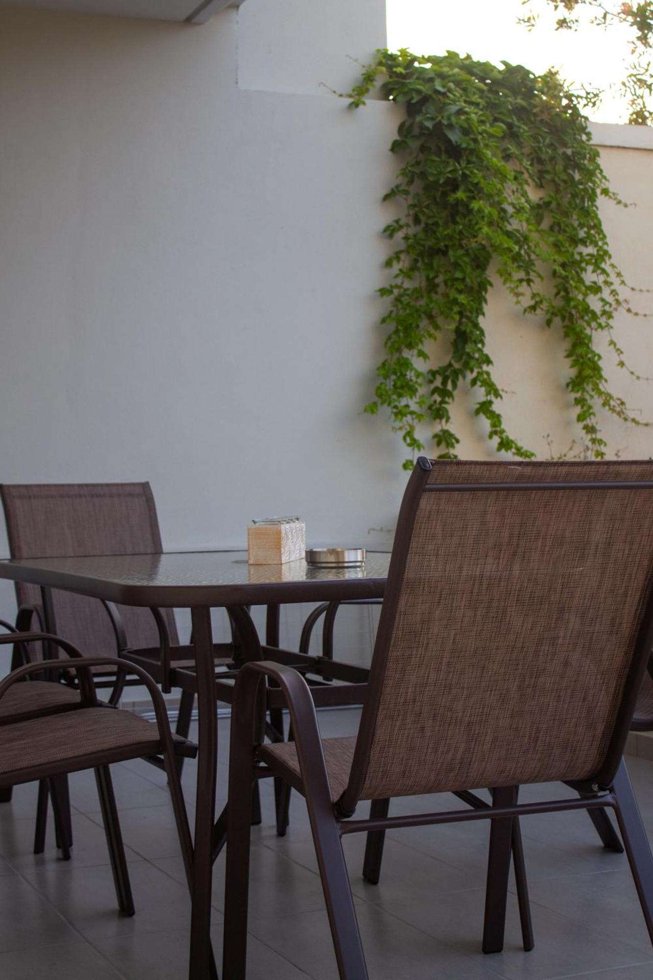 Giakost Apartments V Near Airport Artemida  Ngoại thất bức ảnh