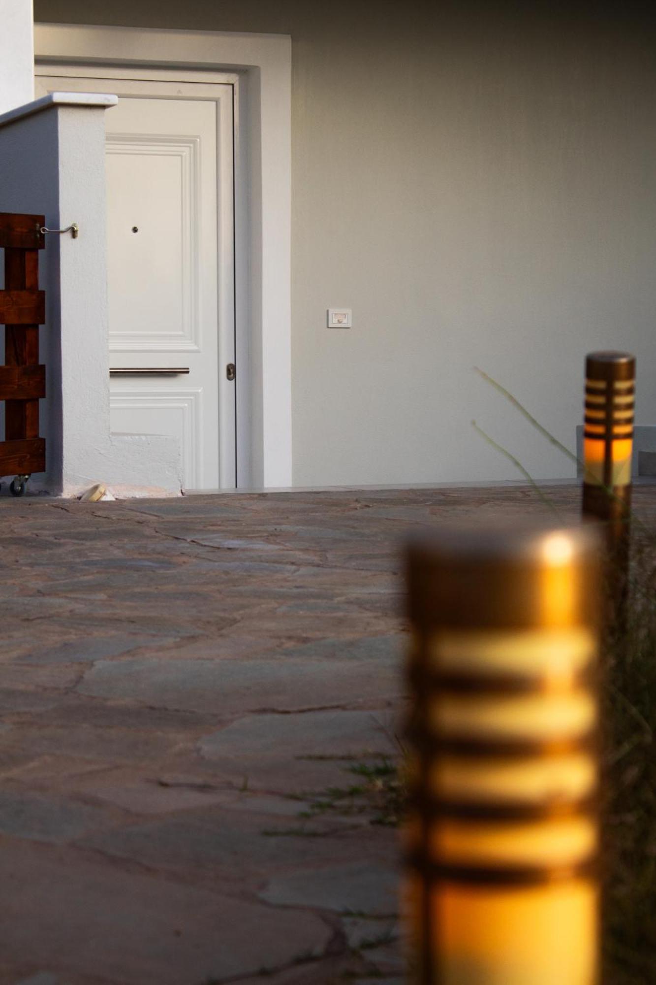 Giakost Apartments V Near Airport Artemida  Ngoại thất bức ảnh